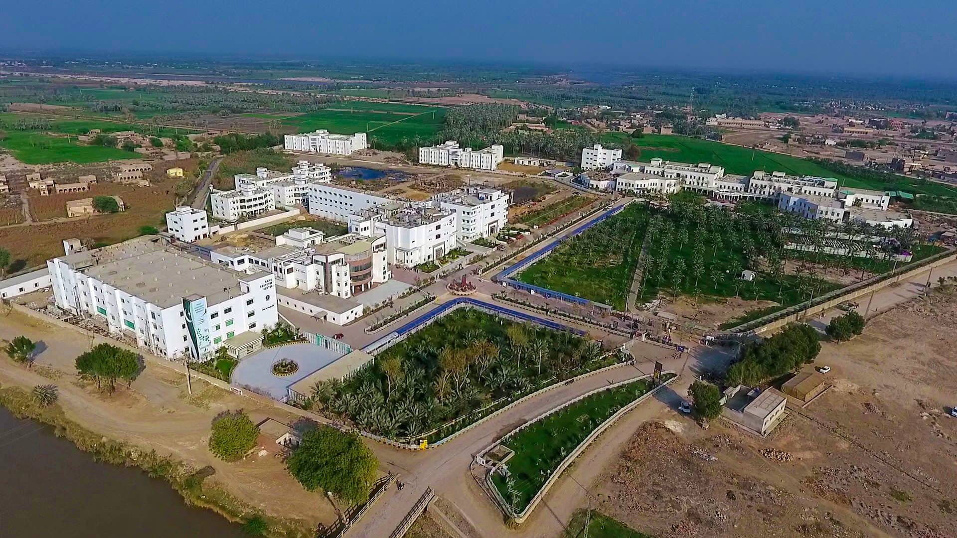 Pir Abdul Qadir Shah Jeelani Institute of Medical Sciences (PAQSJIMS), Gambat, Khairpur, Sindh